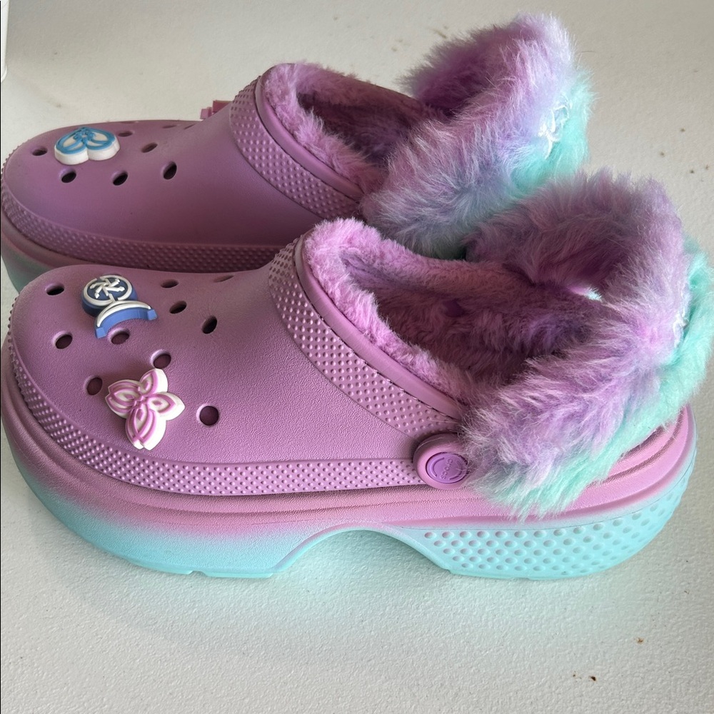 CROCS Purple Faux-Fur Lined Clog Mules